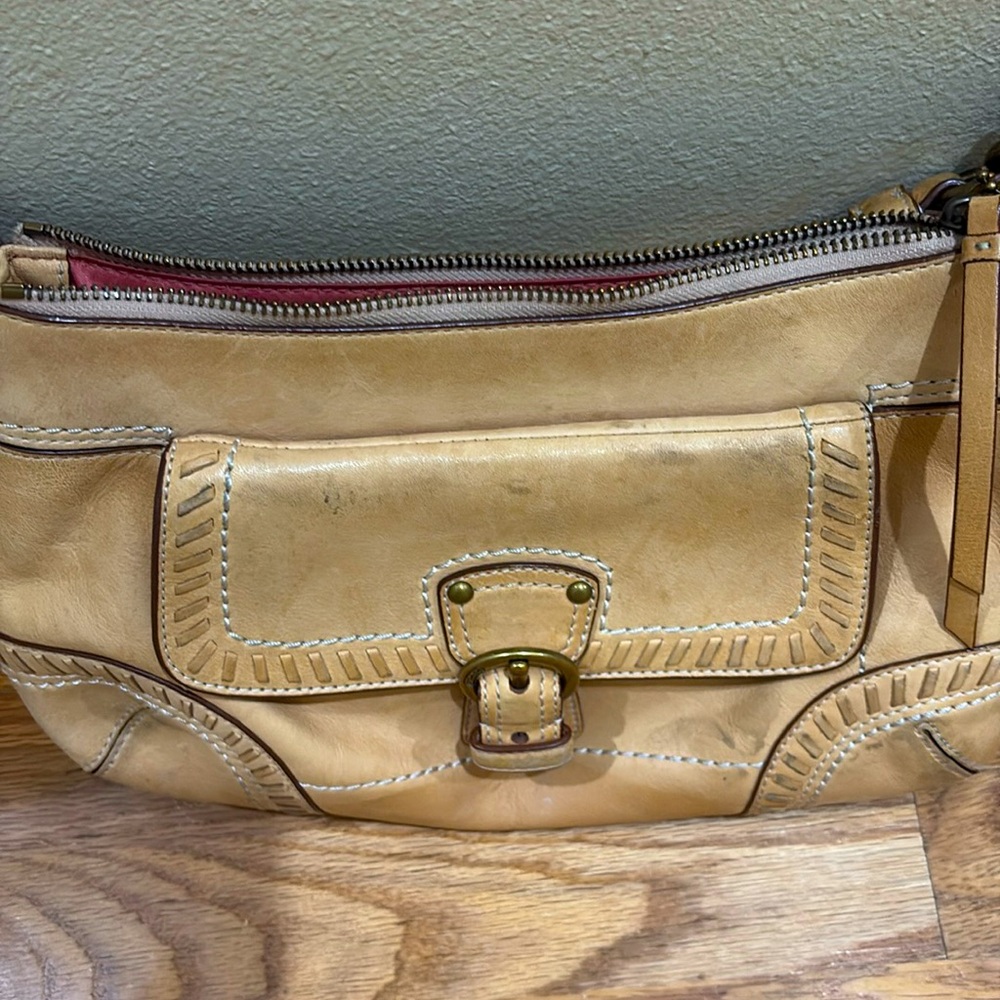 Coach Tan Poppy Whipstitch